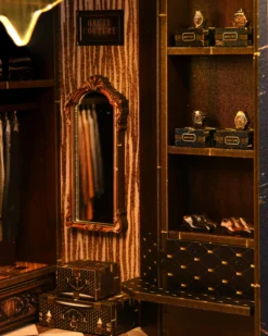 DIY Book Nook Golden selection