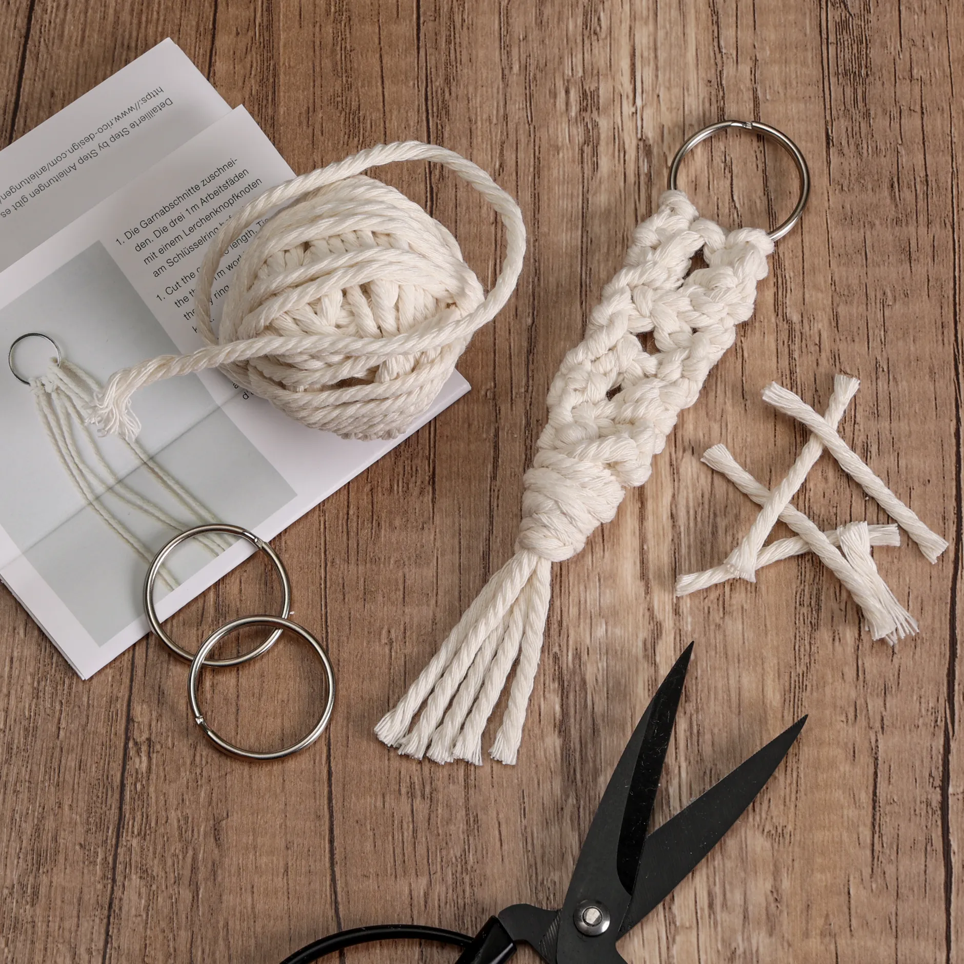 DIY Makramé nyckelring