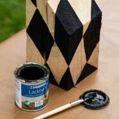 Lackbets Aqua 275 ml, grafitsvart