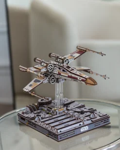 Luke Skywalker - X-wing Starfighter