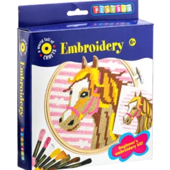 Pysselset broderi