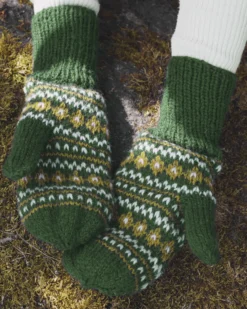 Svensk ull 3 tr, Pine tree green